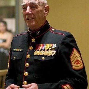 Meet your Posher, Robert